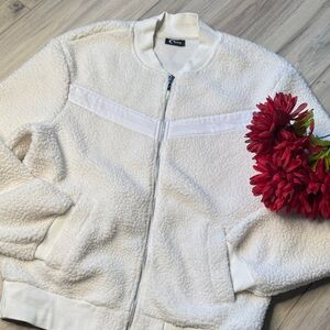 ZYIA Cream Flying V Jacket